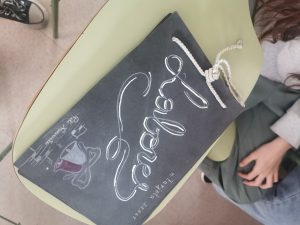 LA ADOLESCENCIA EN LA DICTADURA